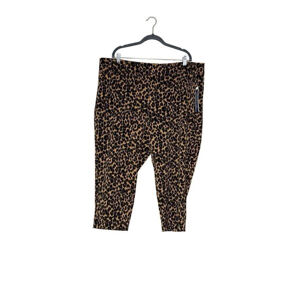 Old Navy NWT leopard print Harper mid rise crop pants size 22 short - Picture 3 of 13